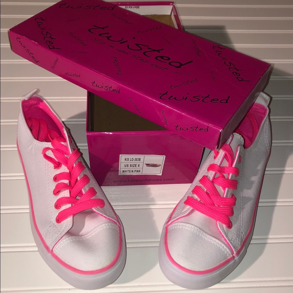 Twisted Shoes